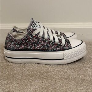 Converse Chuck Taylor All-Star Floral Platform Sneakers Low top sz 5.5